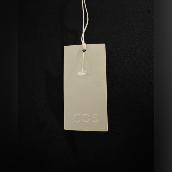 COS black dress with flare sleeves - Picture 4 of 4